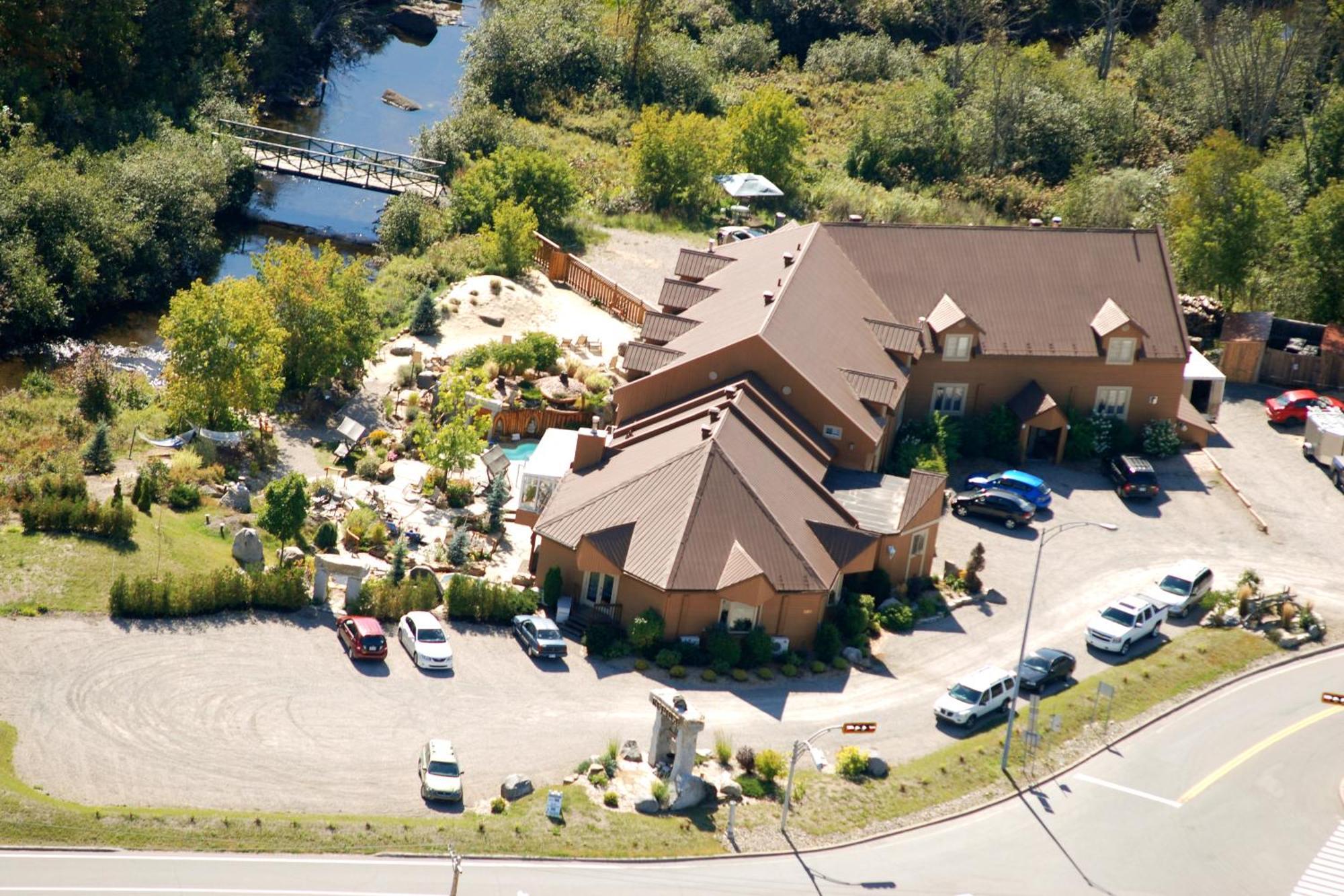 Hotel Alila Saint-Sauveur-des-Monts Zewnętrze zdjęcie